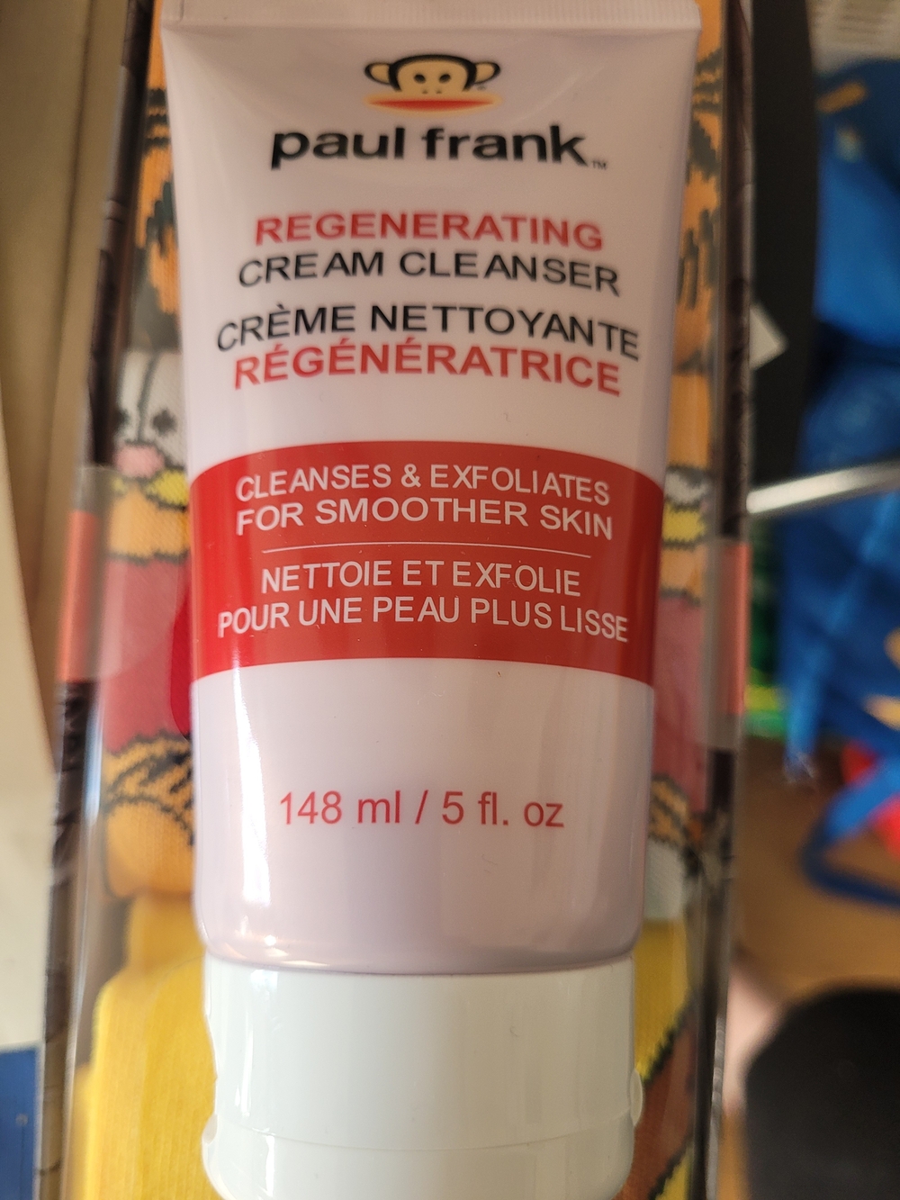 paul frank Regenerating Cream Cleanser - Pink & Red